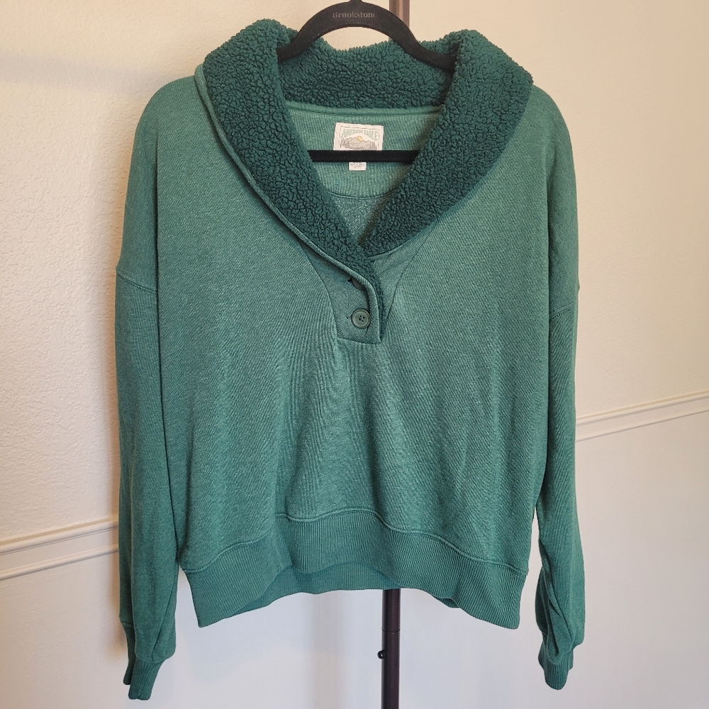American Eagle Green Pullover Green Sweater Women's Medium